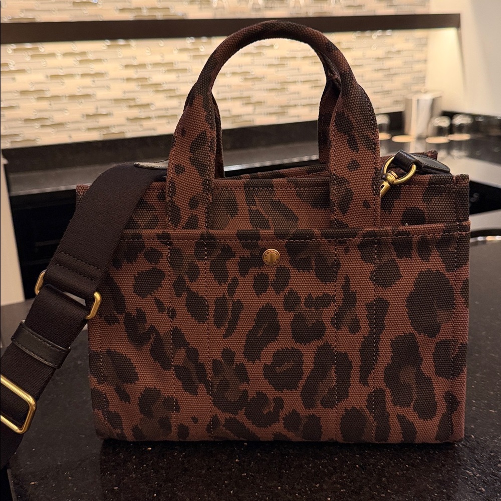 COACH Cargo Tote 26 - Picture 4 of 11
